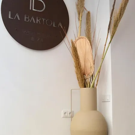 La Bartola * איביזה העיר